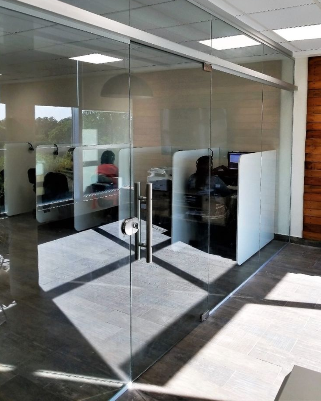 Puerta blindex 2